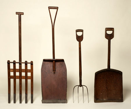 Photo3Shovels-cr