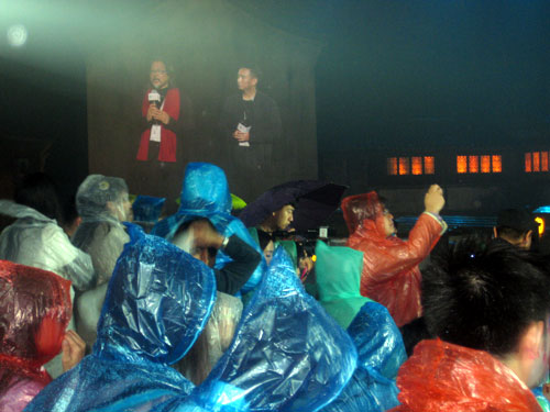 2.Raincoats-cr