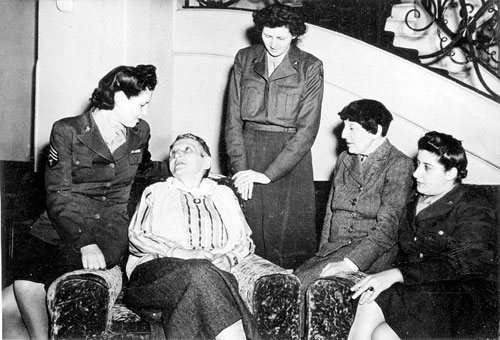 Gertrude-Stein-Female-Soldi