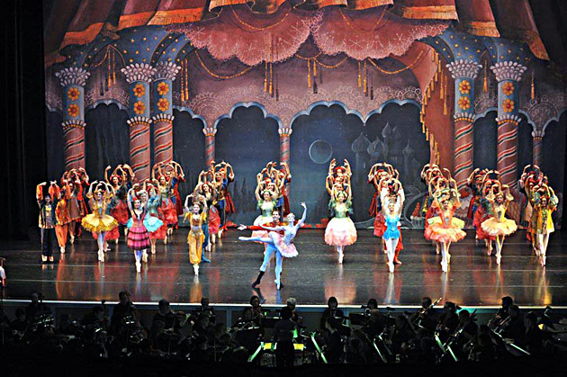 Photo10Nutcrackercr