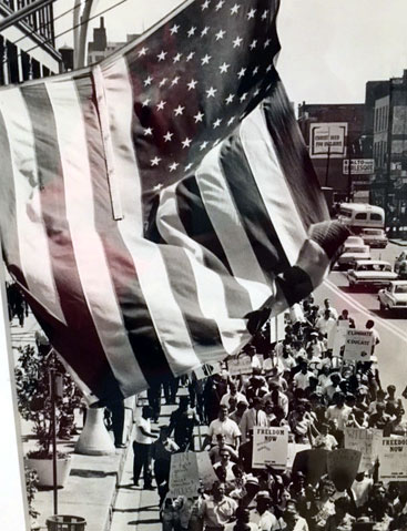 Photo5-flag-cr