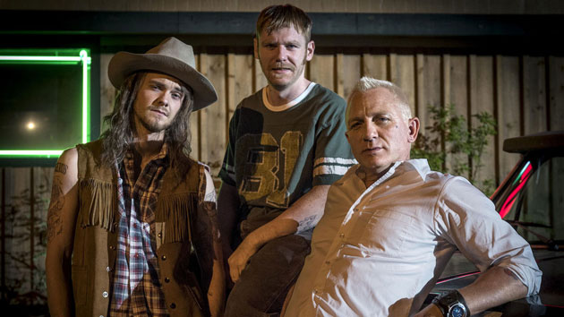 Logan Lucky | reviewed by Miles David Moore | Scene4 Magazine-November 2017 | www.scene4.com
