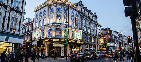 A Theatrephile returns to London. | Carla Maria Verdino-Sullwold | Scene4 Magazine | December 2021 | www.scene4.com 