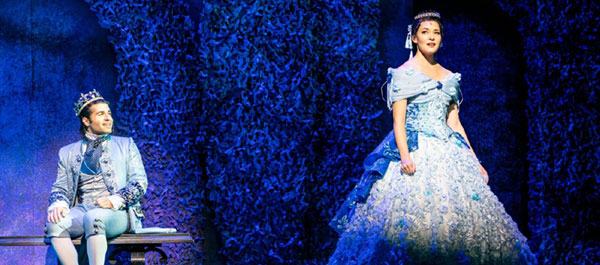 Cinderella at the Fulton | Carla Maria Verdino-Sullwold | Scene4 Magazine | January 2022 | www.scene4.com 
