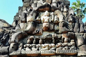 Prang-Ku-Chaiyaphum-1-cr Prang-Ku-Chaiyaphum-1-cr