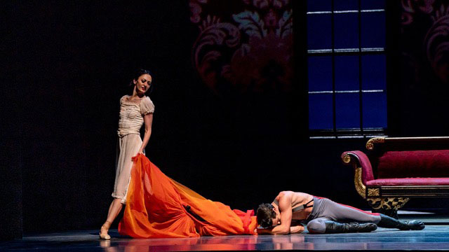 RS-7-Kiss_Anna-Karenina-cr
