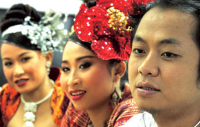 Scene4 Magazine: Pong Lang Sa Orn